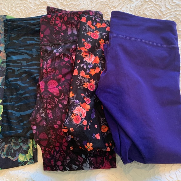 Fabletics grab bag; XS - Picture 2 of 5